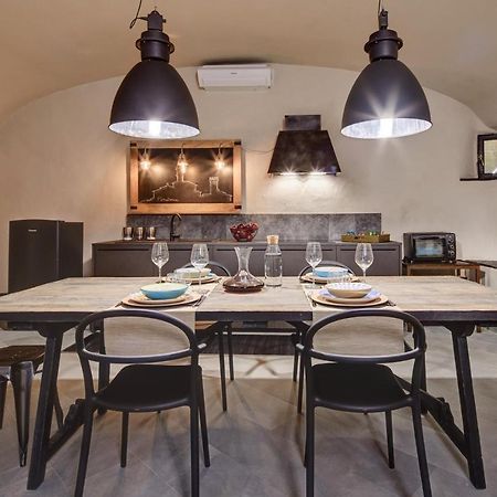 Pietraserena Arezzo Bagian luar foto