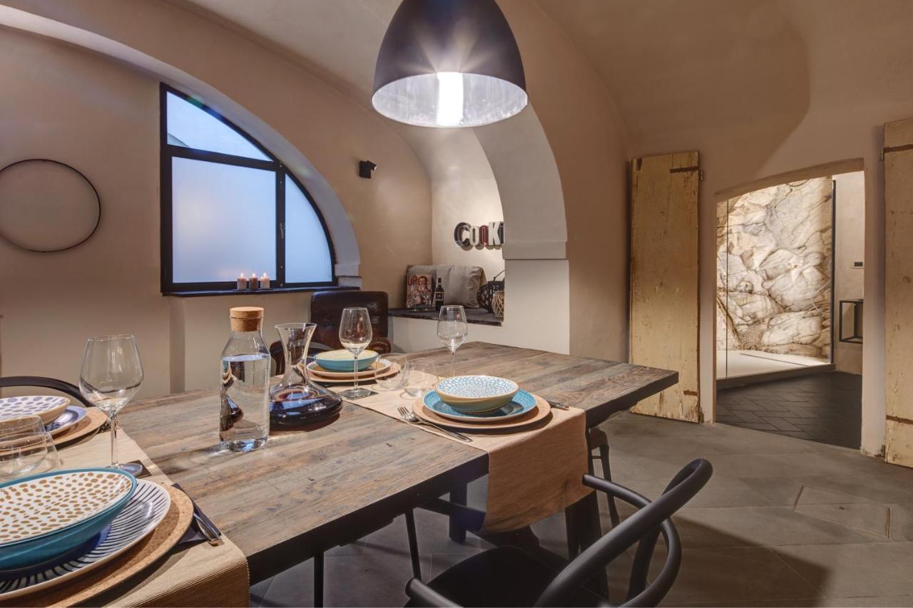 Pietraserena Arezzo Bagian luar foto