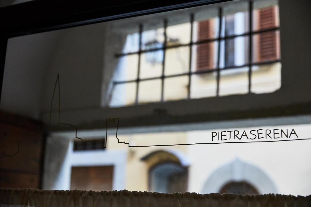 Pietraserena Arezzo Bagian luar foto